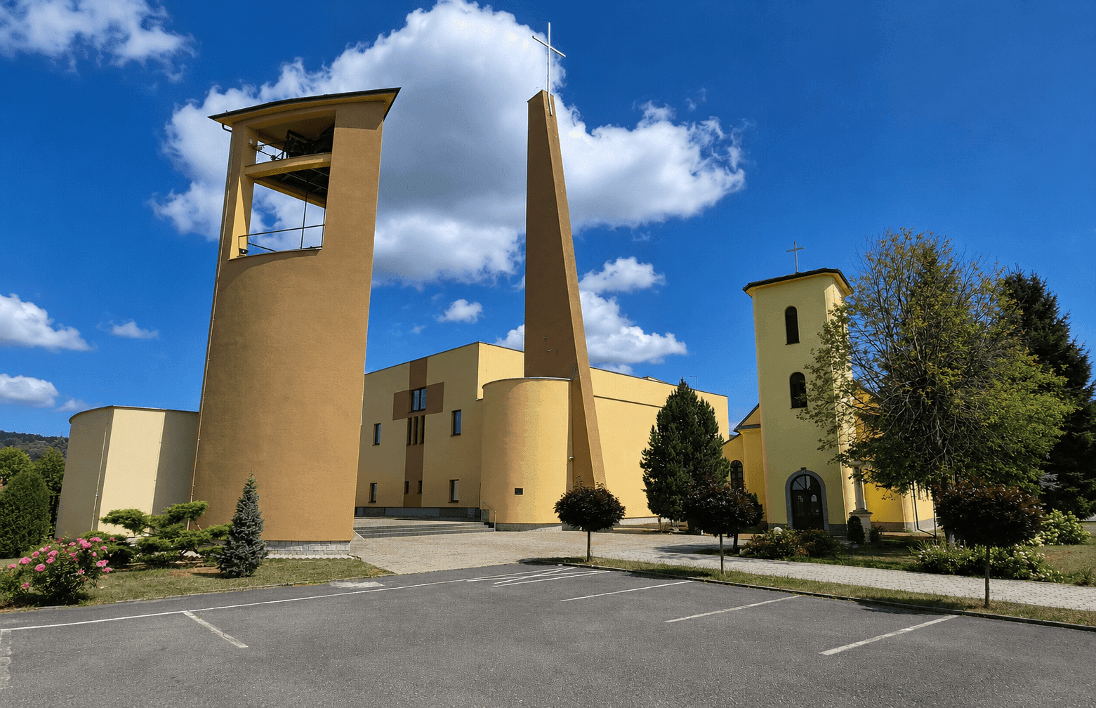 Ľubiša – Kościół parafialny
